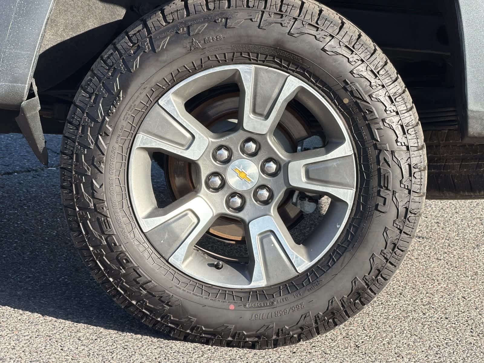 Thumbnail: 2019 Chevrolet Colorado - 24