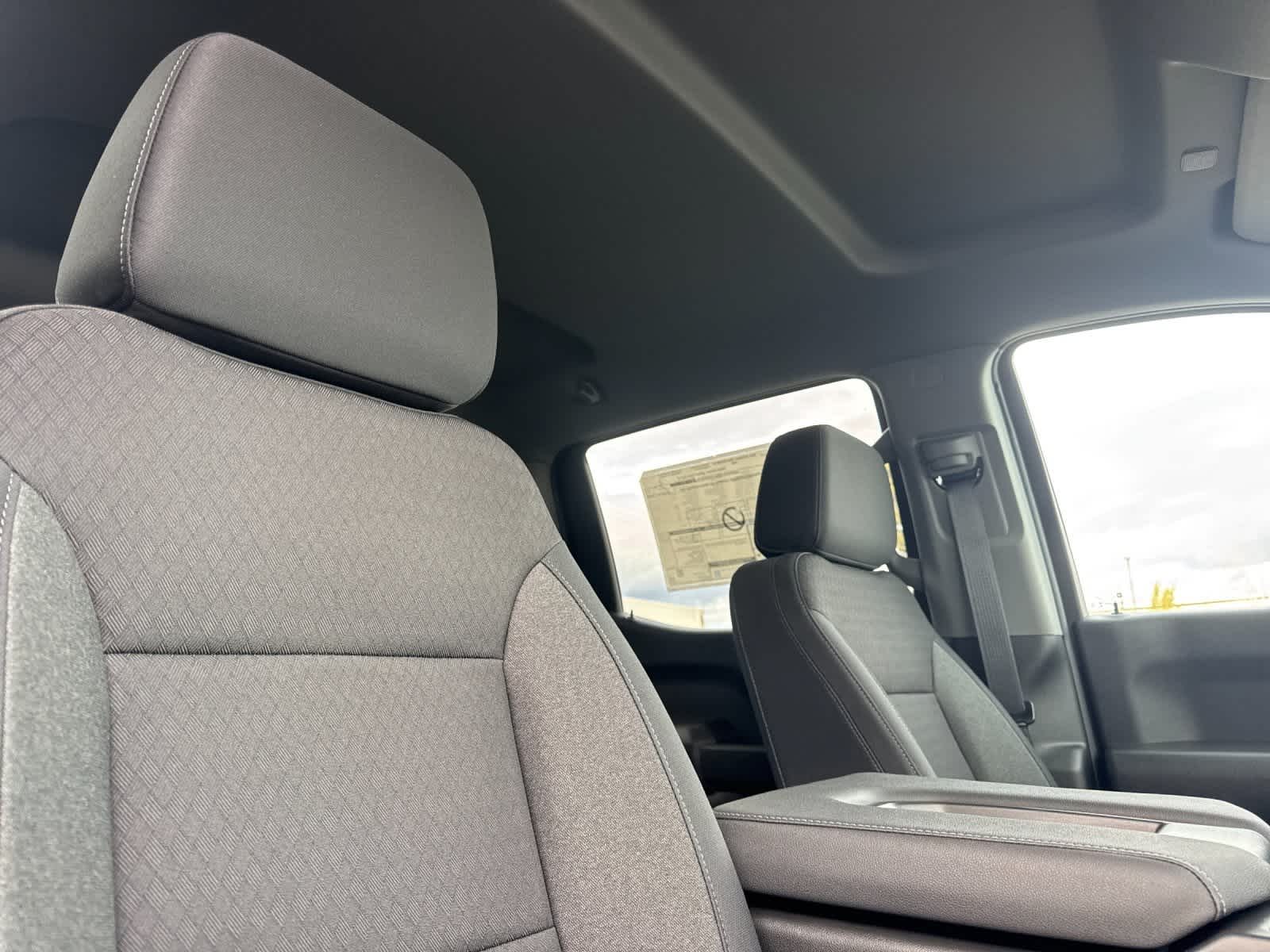 Thumbnail: 2026 Chevrolet Silverado 1500 - 16