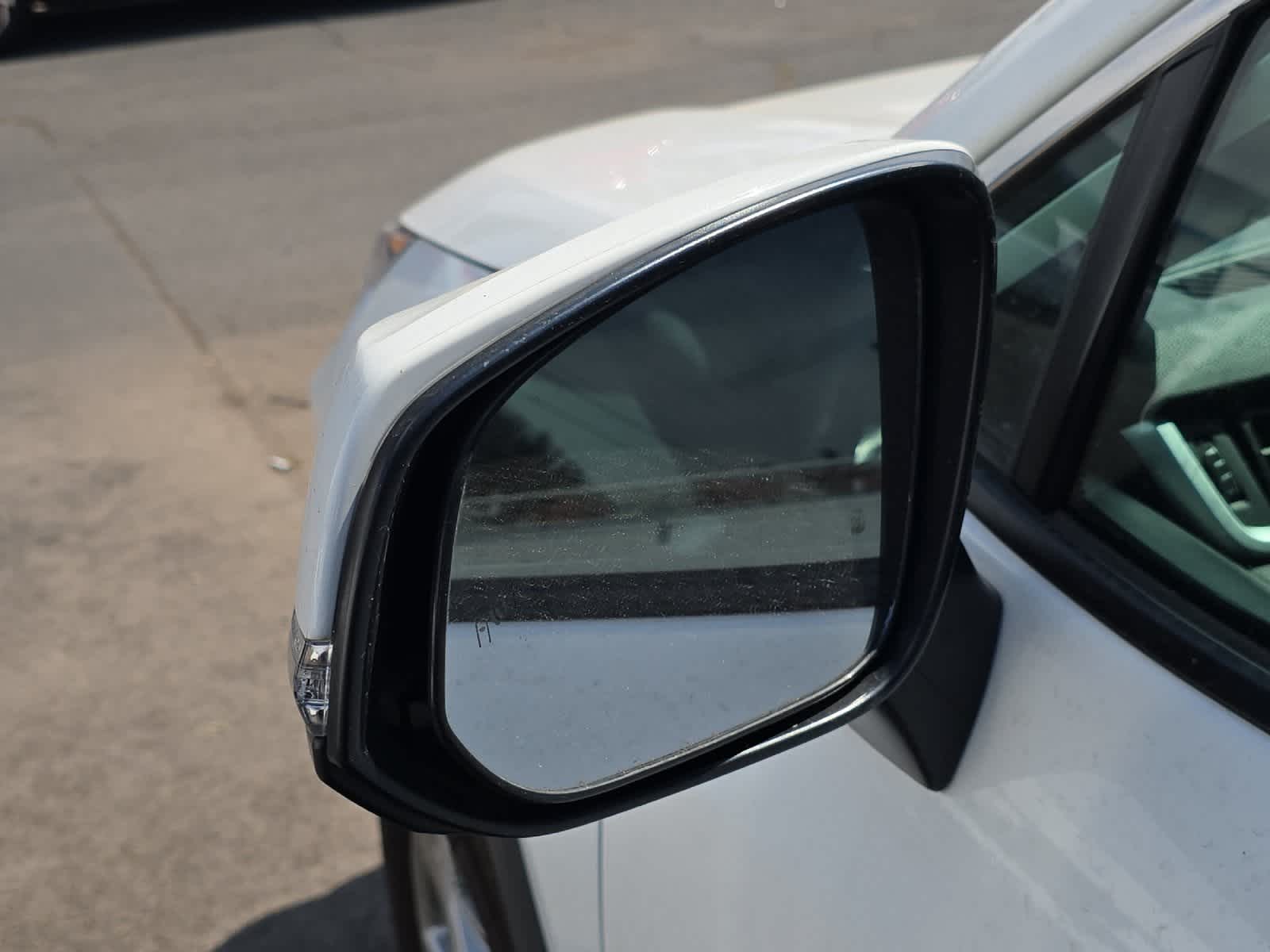 Thumbnail: 2021 Toyota RAV4 - 10
