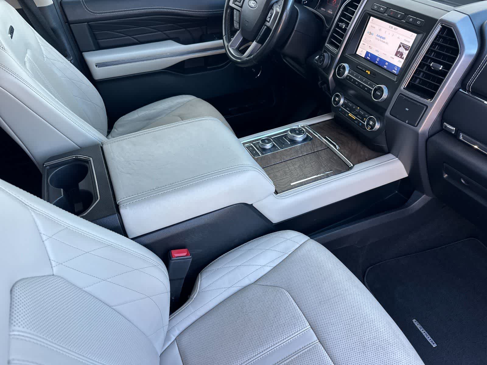 Thumbnail: 2021 Ford Expedition - 17