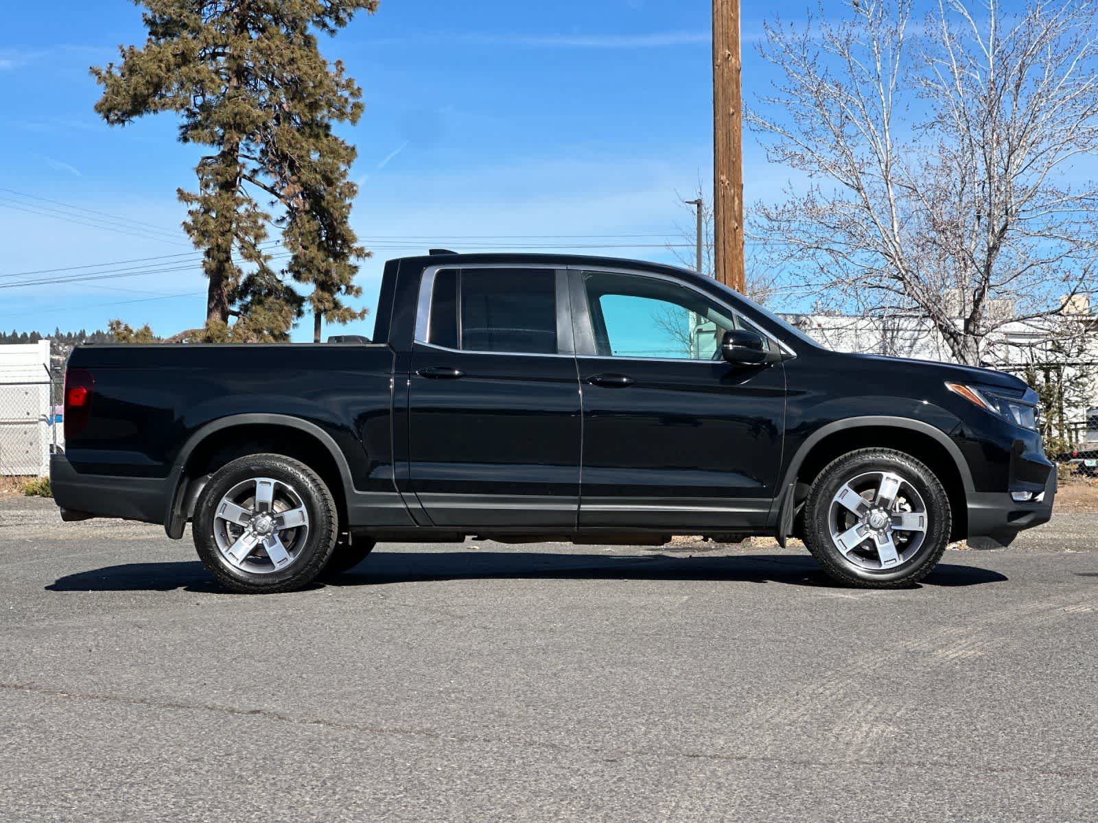 Thumbnail: 2024 Honda Ridgeline - 8