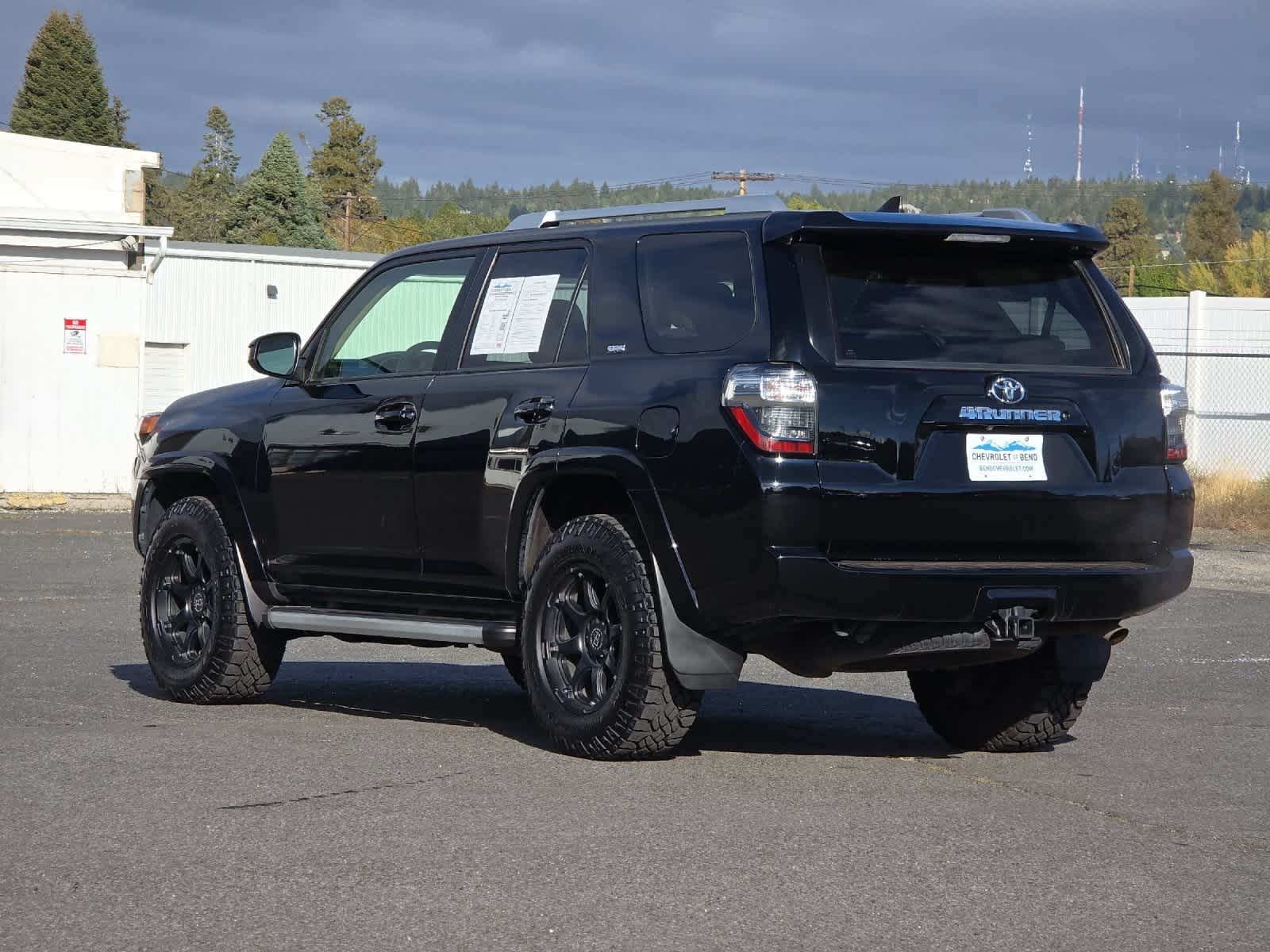 Thumbnail: 2018 Toyota 4Runner - 6