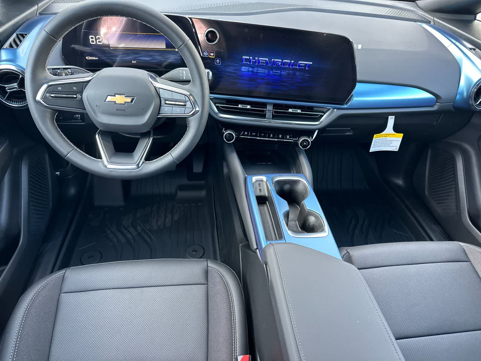 Thumbnail: 2026 Chevrolet Equinox - 3
