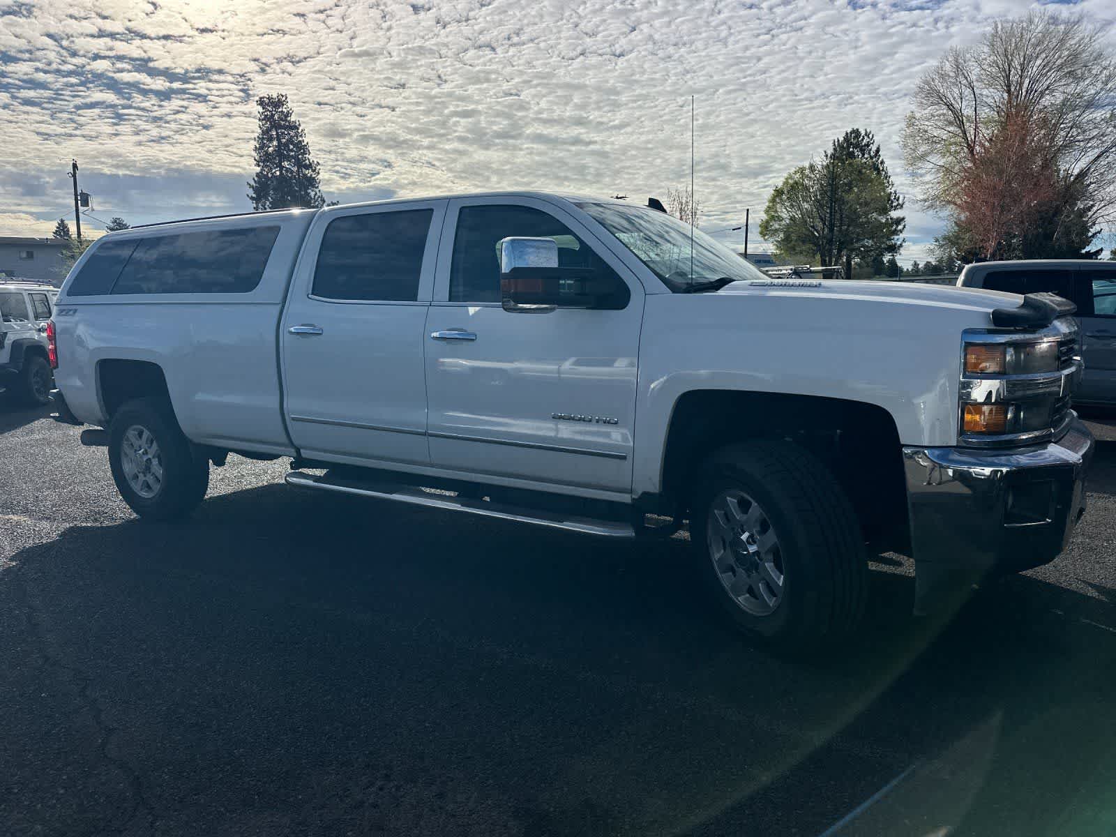 Thumbnail: 2015 Chevrolet Silverado 3500 - 2