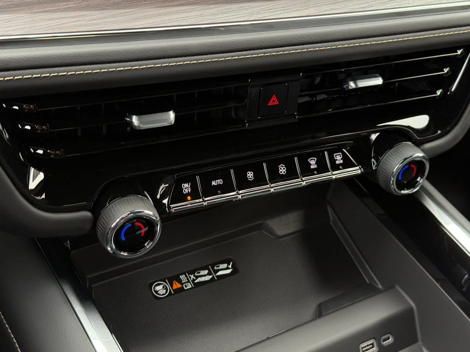 Thumbnail: 2026 Chevrolet Tahoe - 23