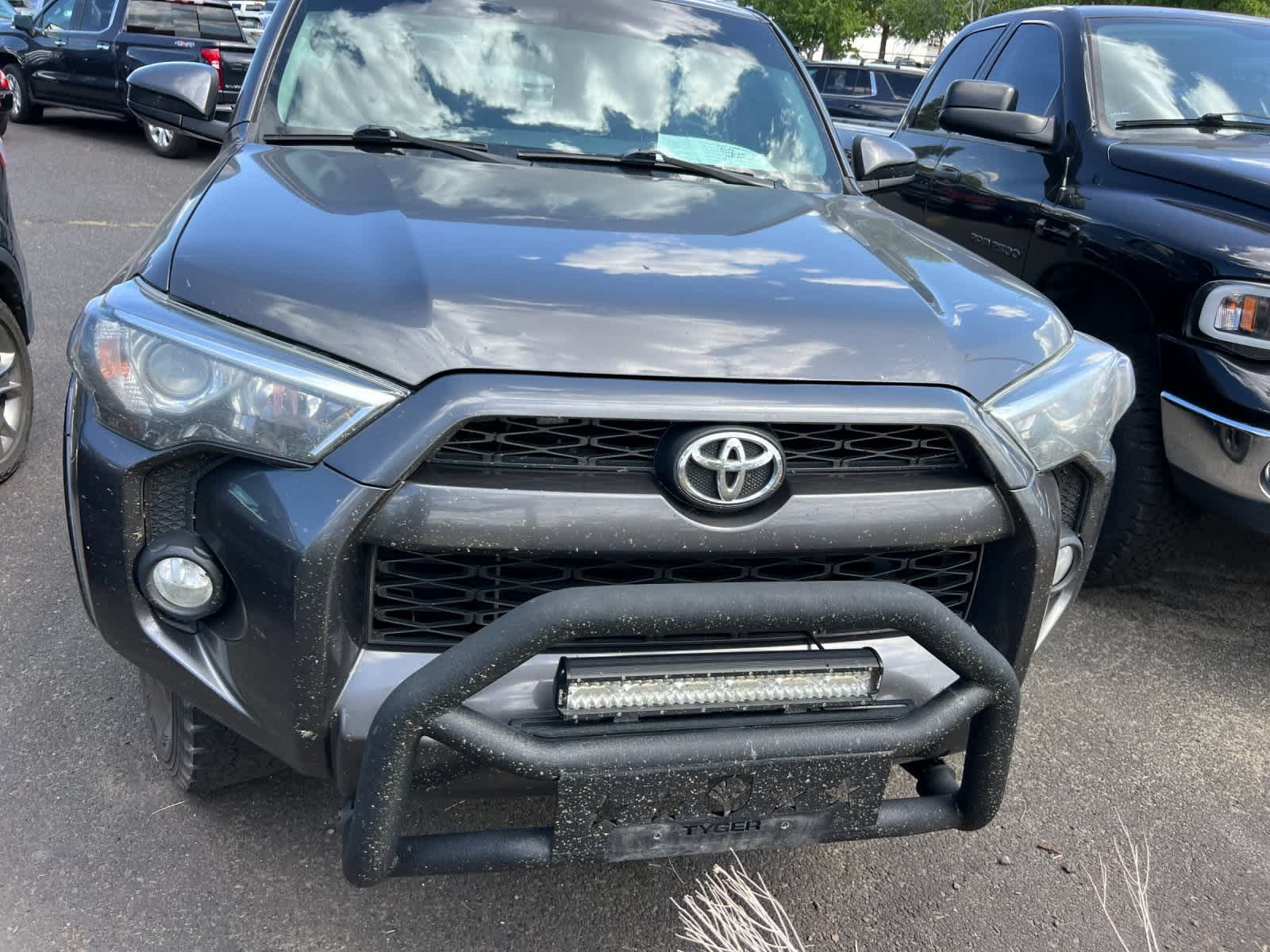 Thumbnail: 2018 Toyota 4Runner - 6