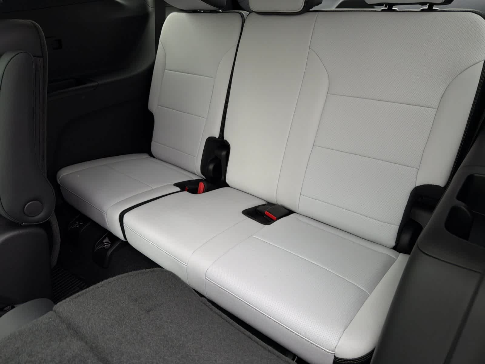 Thumbnail: 2026 Chevrolet Traverse - 15