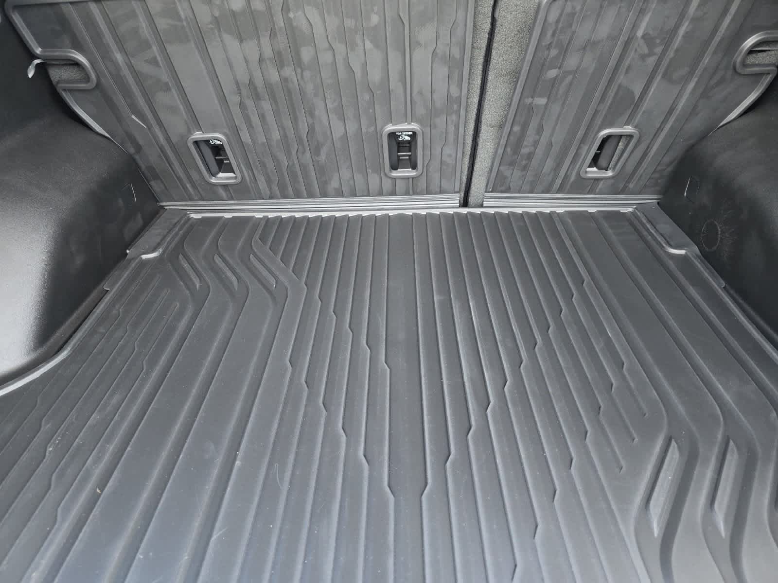 Thumbnail: 2026 Chevrolet Equinox - 15