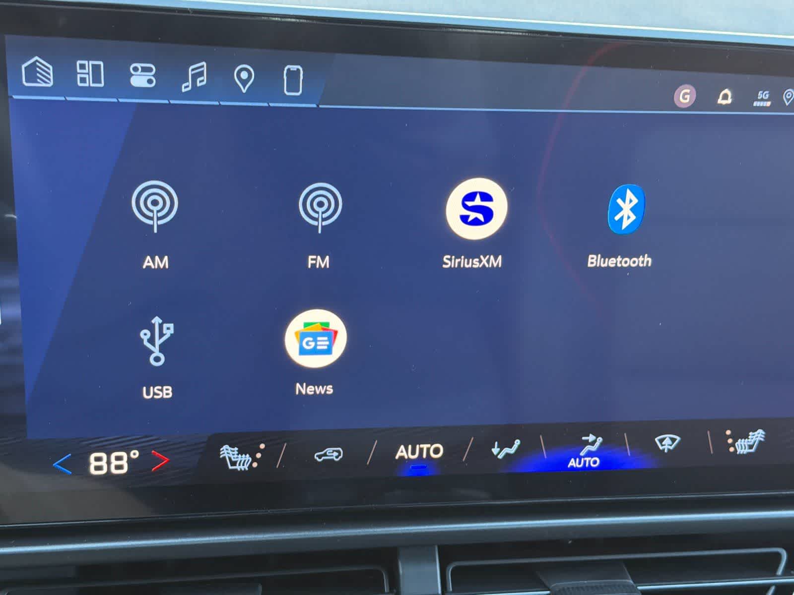 Thumbnail: 2026 Chevrolet Equinox - 18