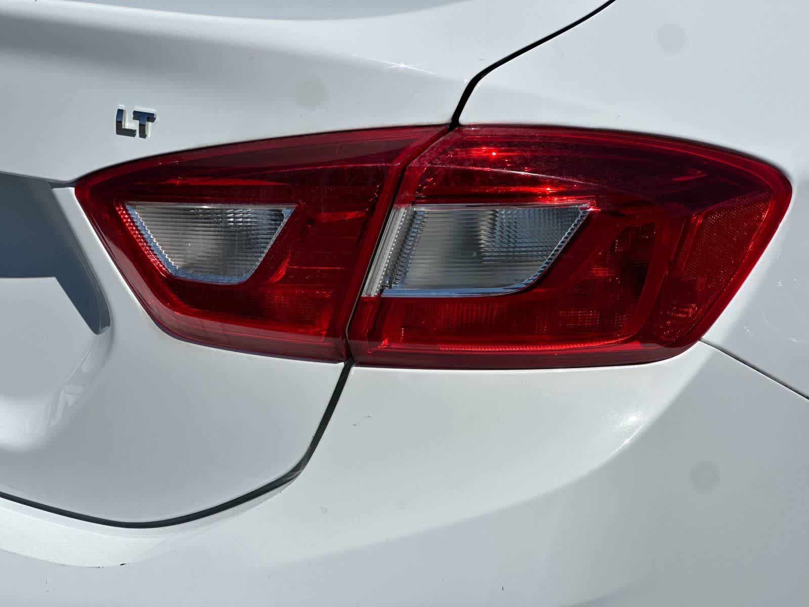 Thumbnail: 2017 Chevrolet Cruze - 26