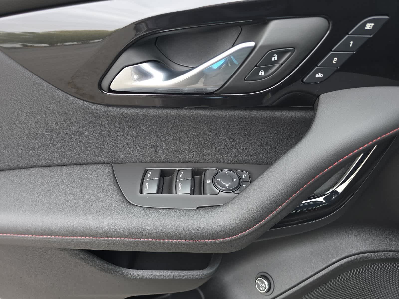 Thumbnail: 2025 Chevrolet Blazer - 12