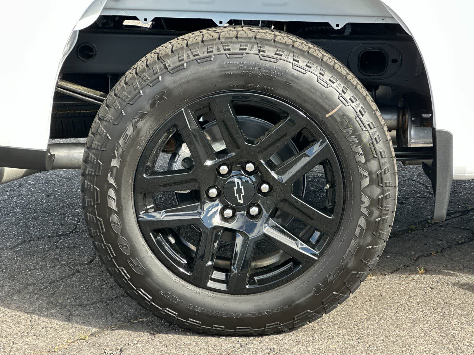Thumbnail: 2026 Chevrolet Silverado 1500 - 26