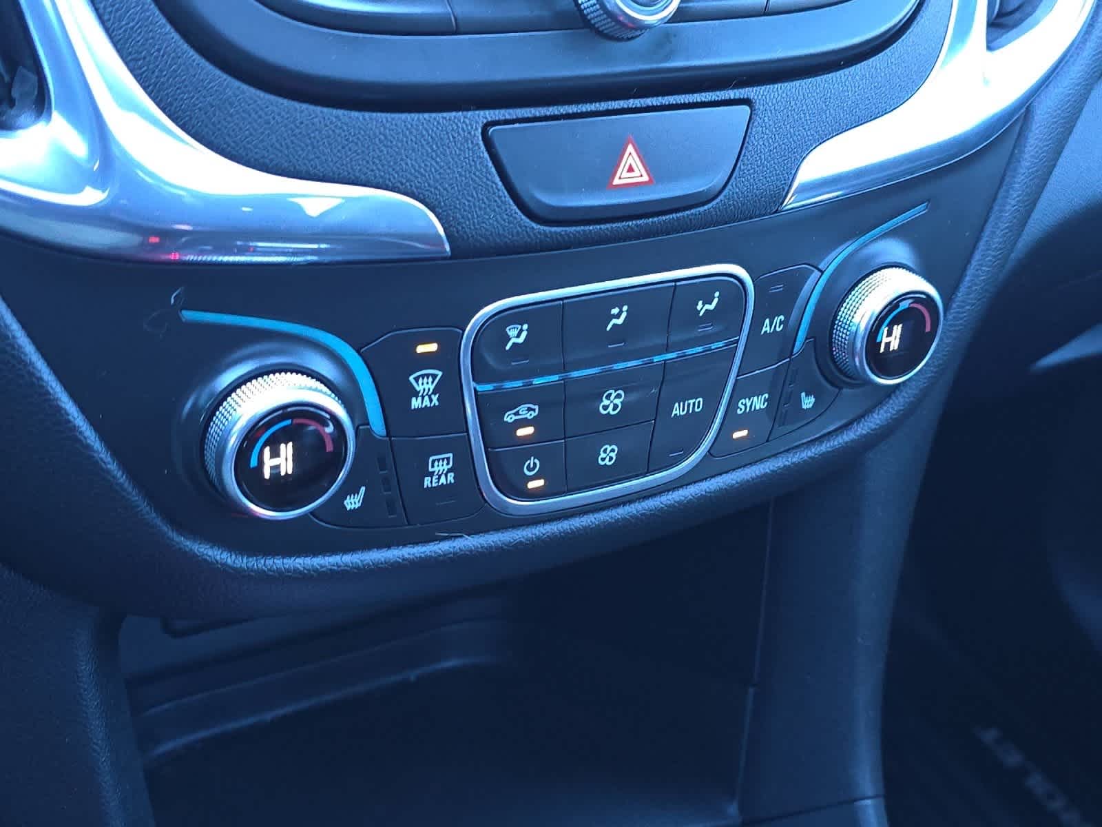 Thumbnail: 2019 Chevrolet Equinox - 21