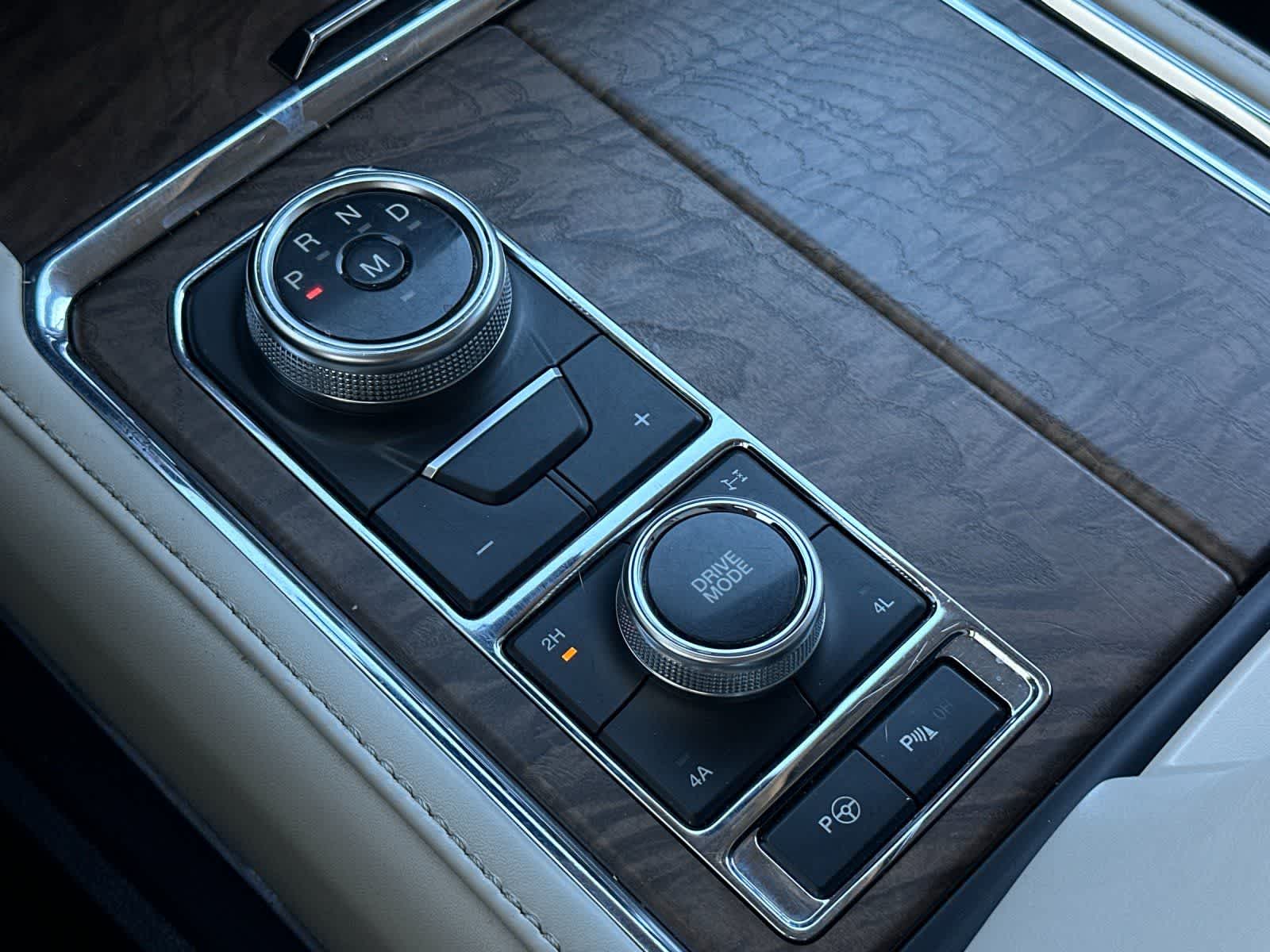 Thumbnail: 2021 Ford Expedition - 23