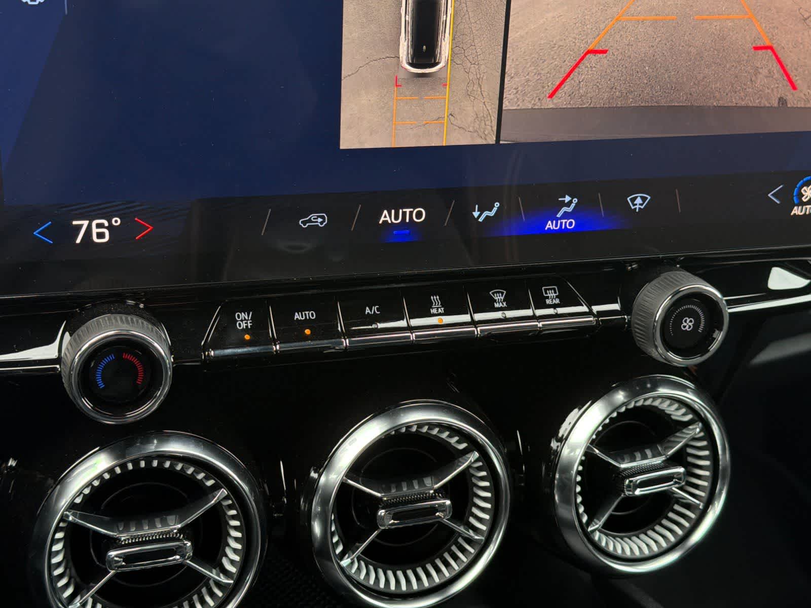 Thumbnail: 2026 Chevrolet Blazer EV - 21