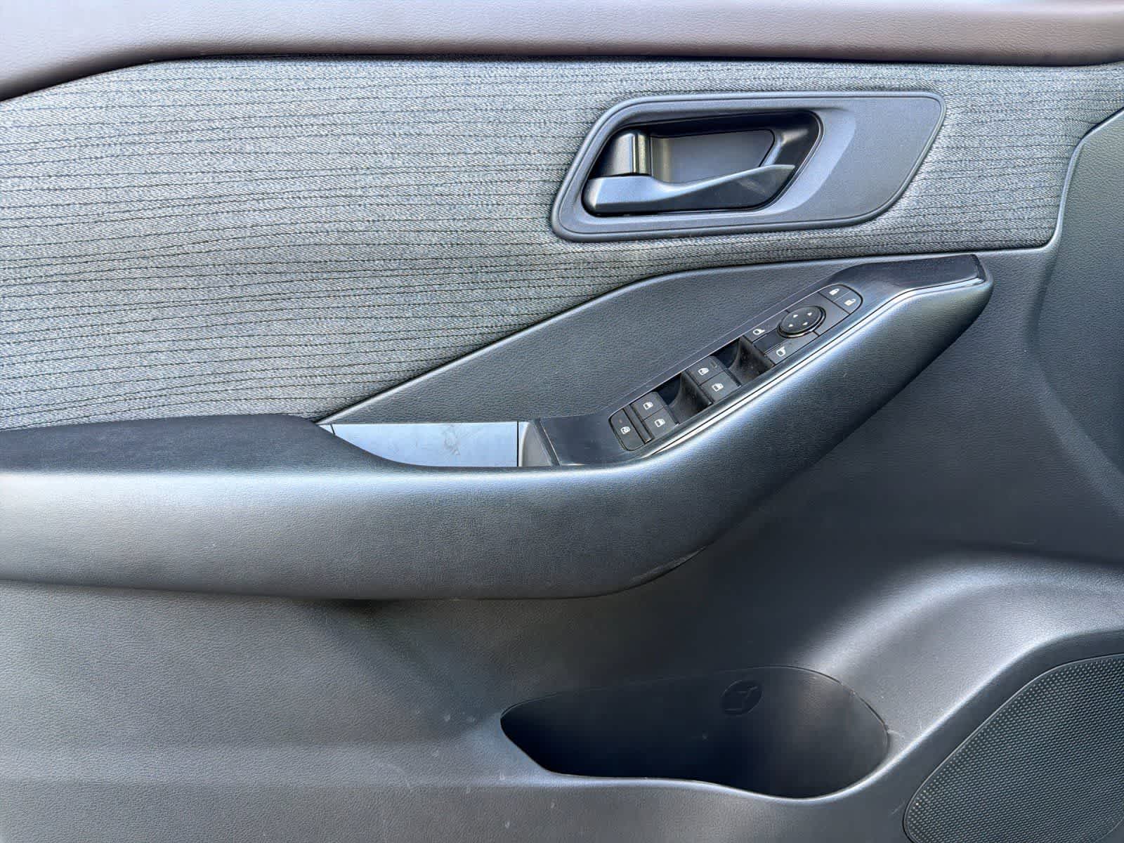 Thumbnail: 2023 Nissan Rogue - 12