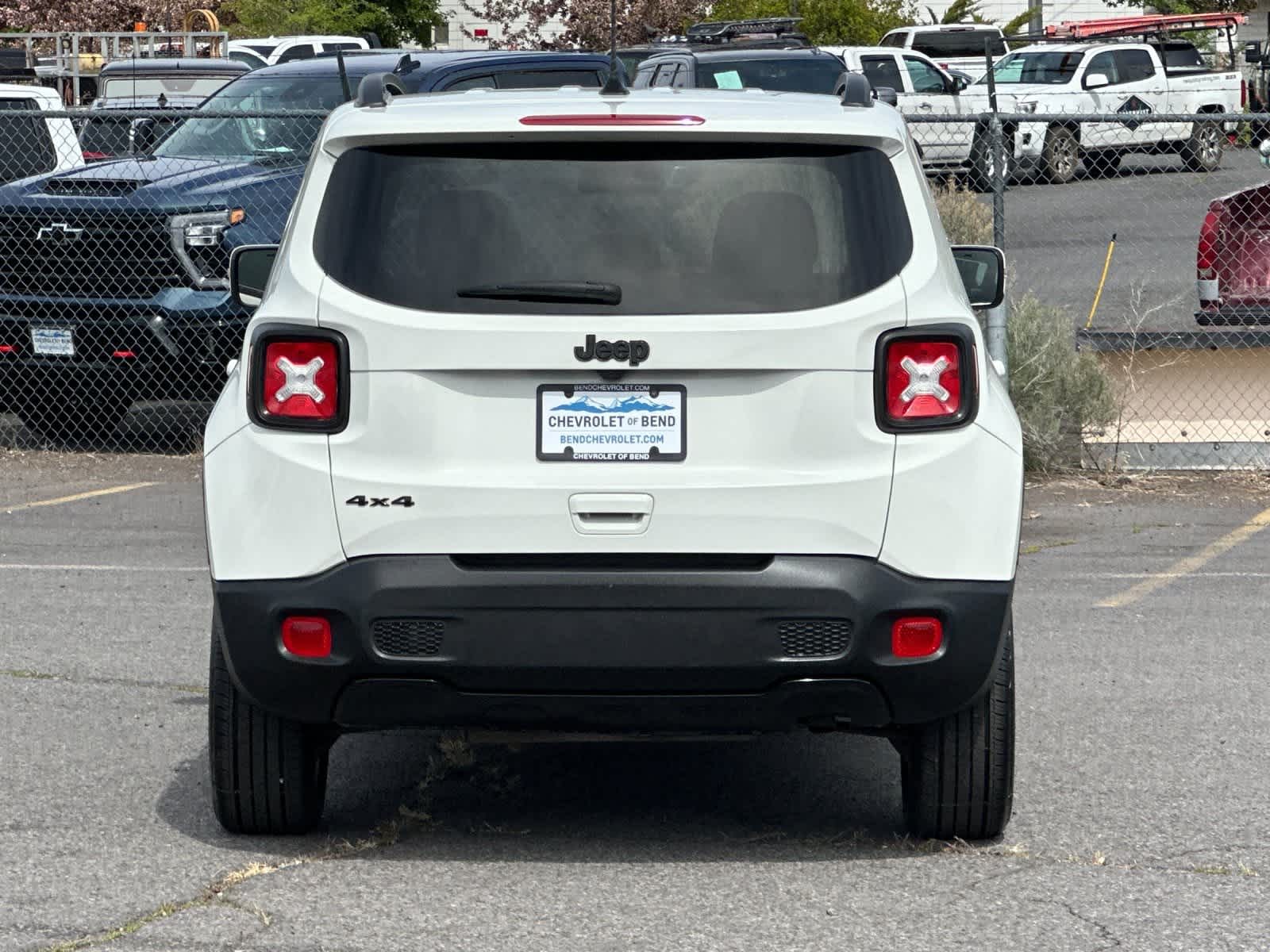 Thumbnail: 2019 Jeep Renegade - 7