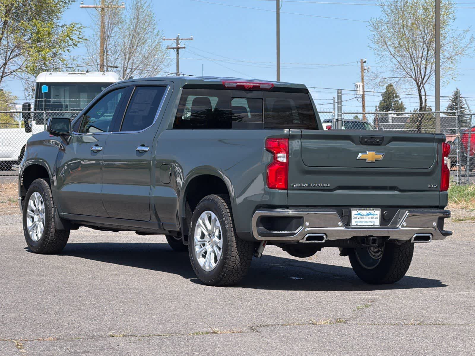 Thumbnail: 2026 Chevrolet Silverado 1500 - 6