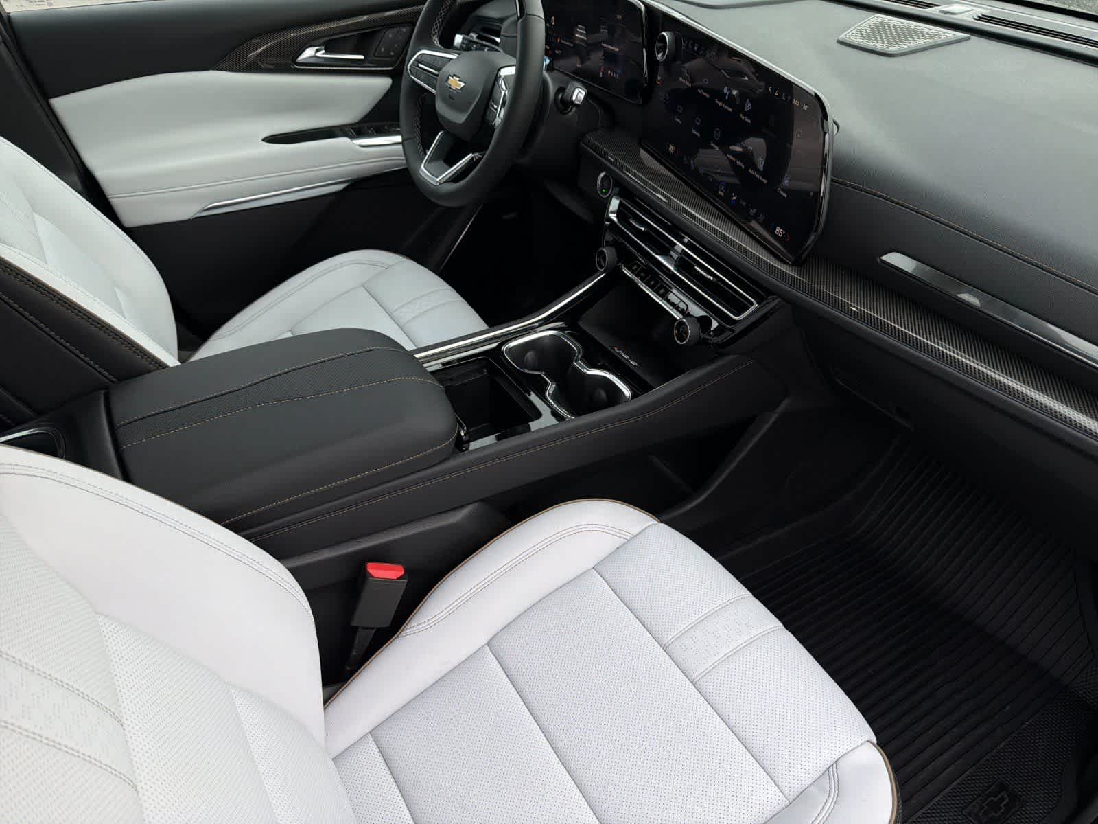 Thumbnail: 2026 Chevrolet Traverse - 17