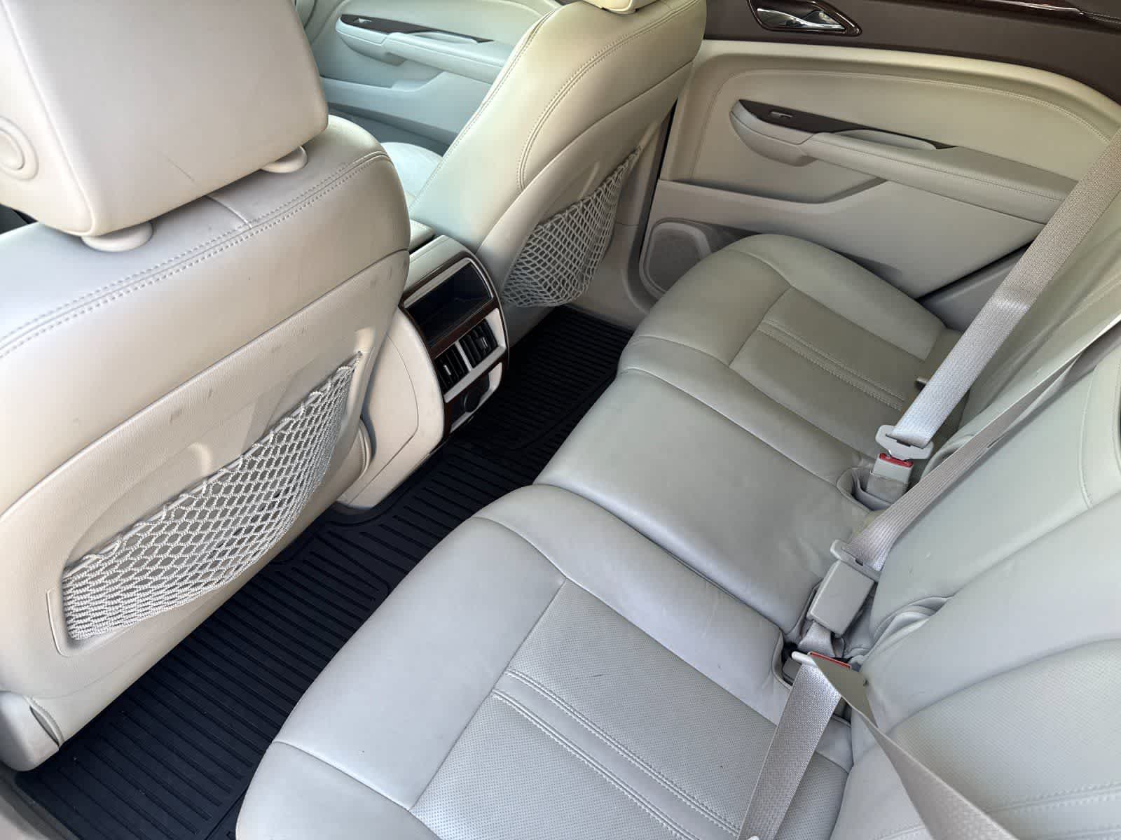 Thumbnail: 2011 Cadillac SRX - 4