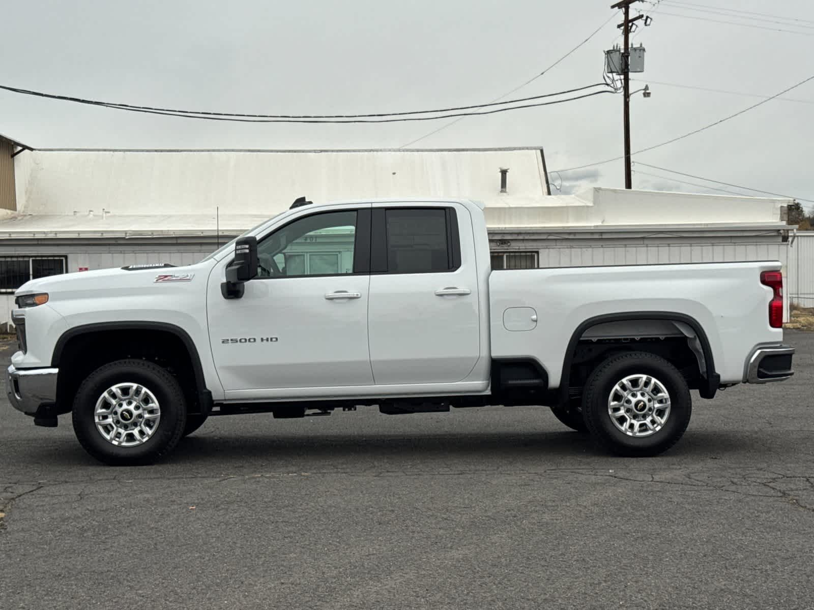 Thumbnail: 2026 Chevrolet Silverado 2500 - 5