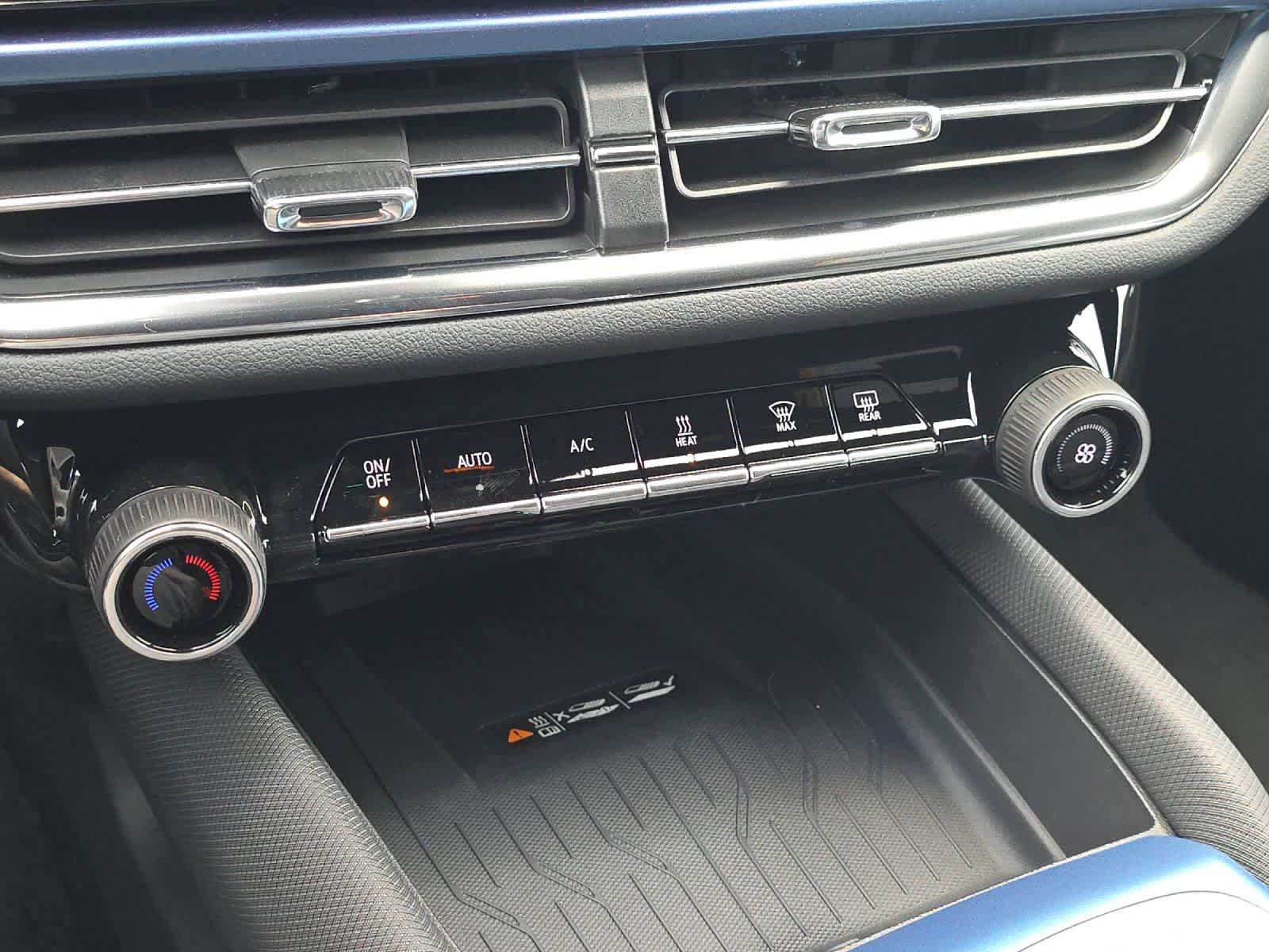 Thumbnail: 2026 Chevrolet Equinox - 21