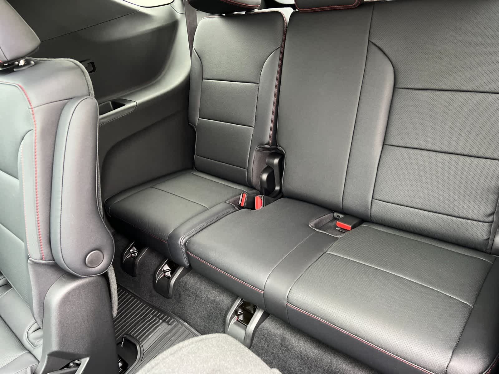 Thumbnail: 2026 Chevrolet Traverse - 15