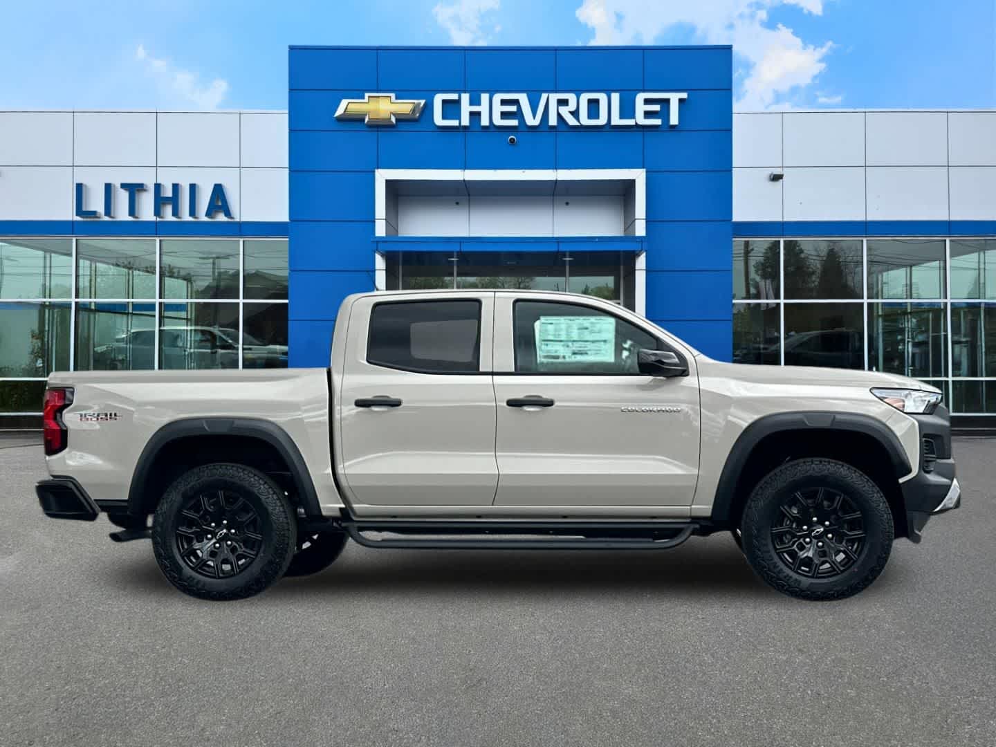 Thumbnail: 2026 Chevrolet Colorado - 8