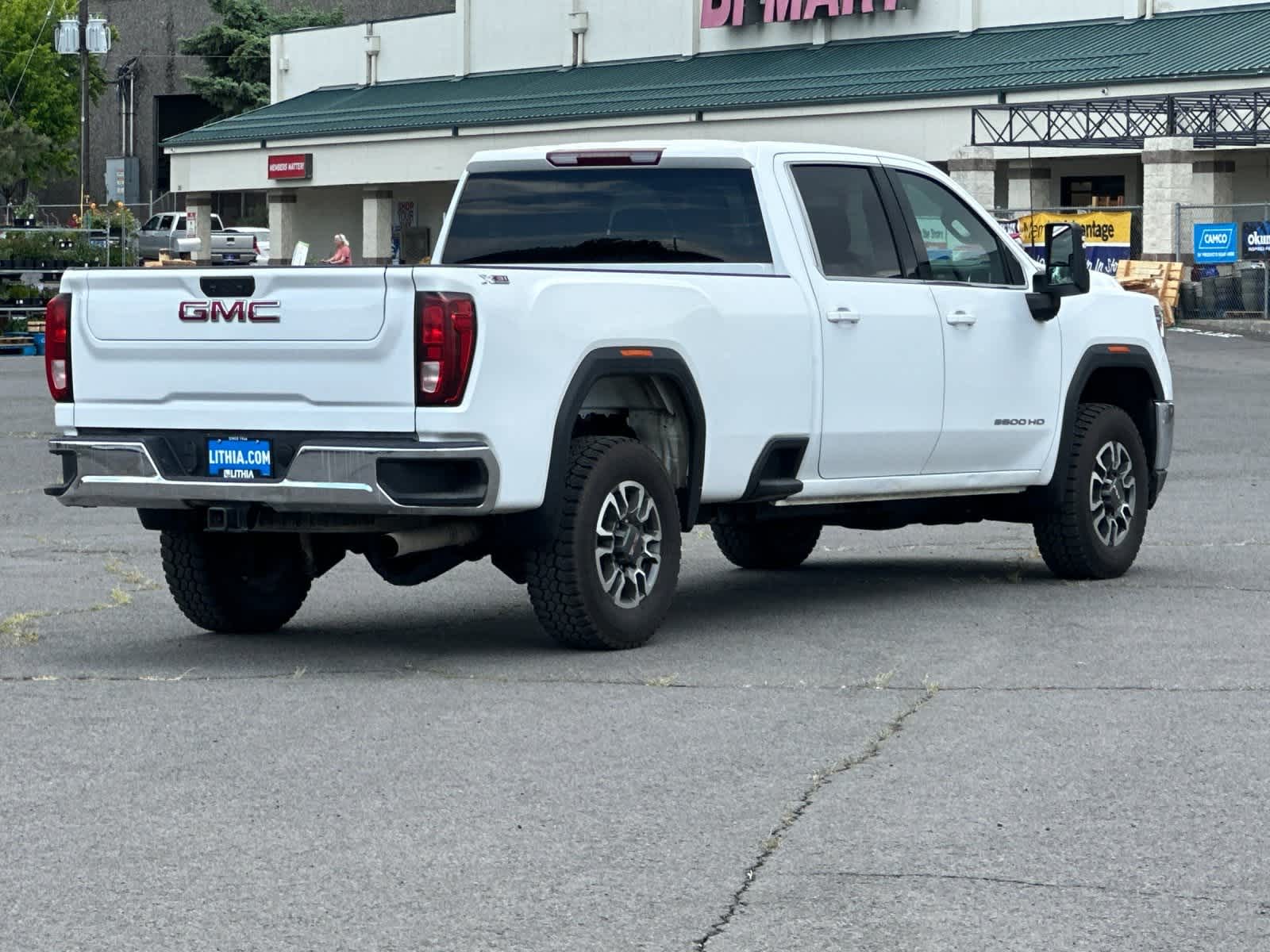 2021 GMC Sierra 3500 SLE 2