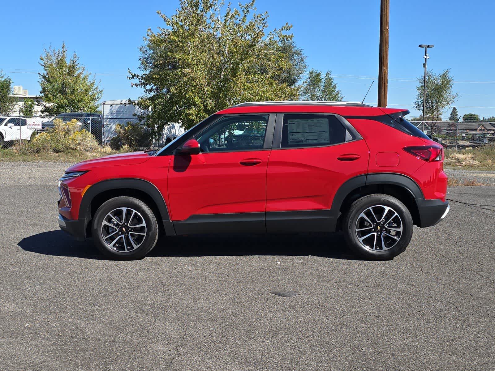 Thumbnail: 2026 Chevrolet TrailBlazer - 5