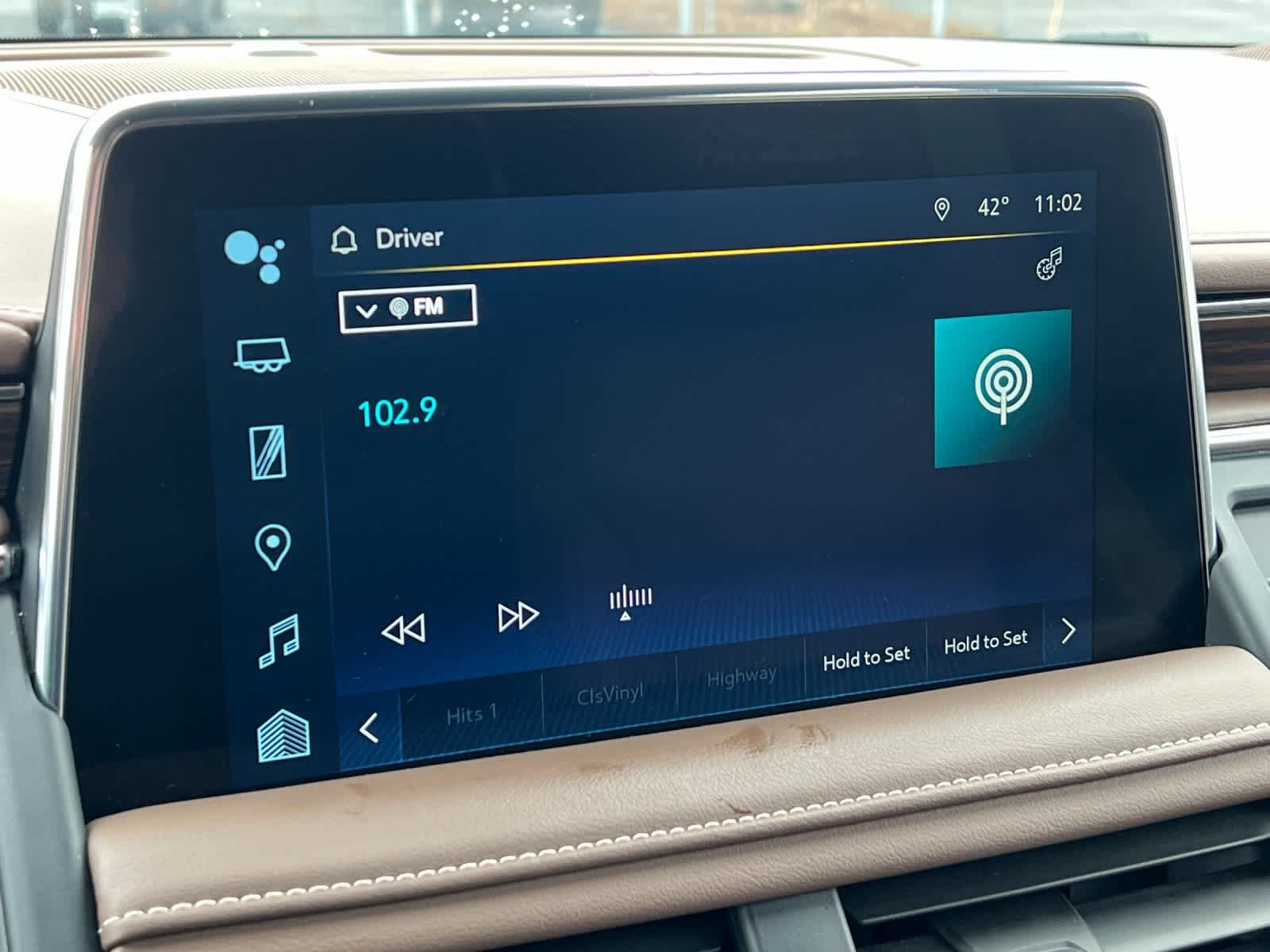 Thumbnail: 2023 Chevrolet Tahoe - 19