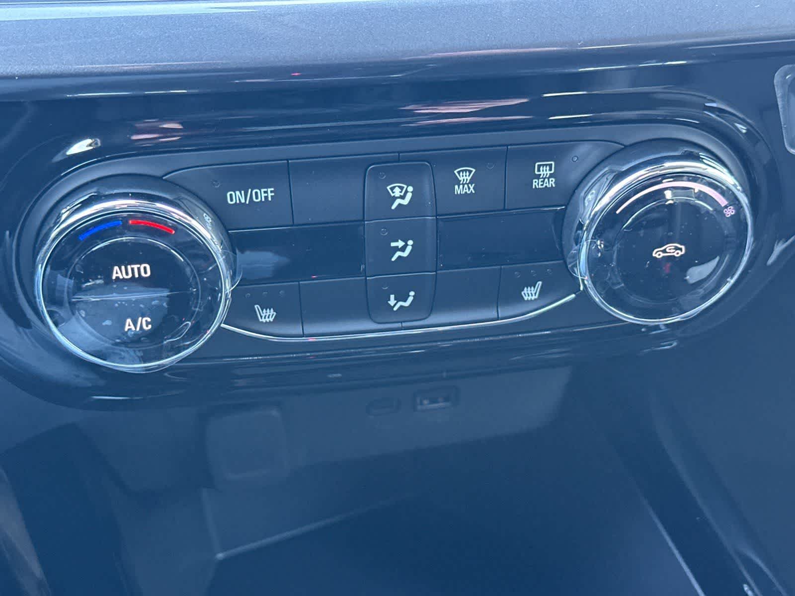 Thumbnail: 2026 Chevrolet Trax - 20