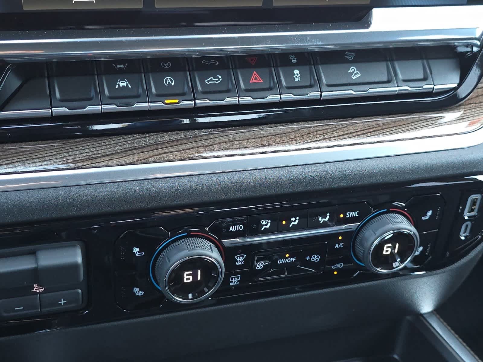 Thumbnail: 2026 Chevrolet Silverado 1500 - 20