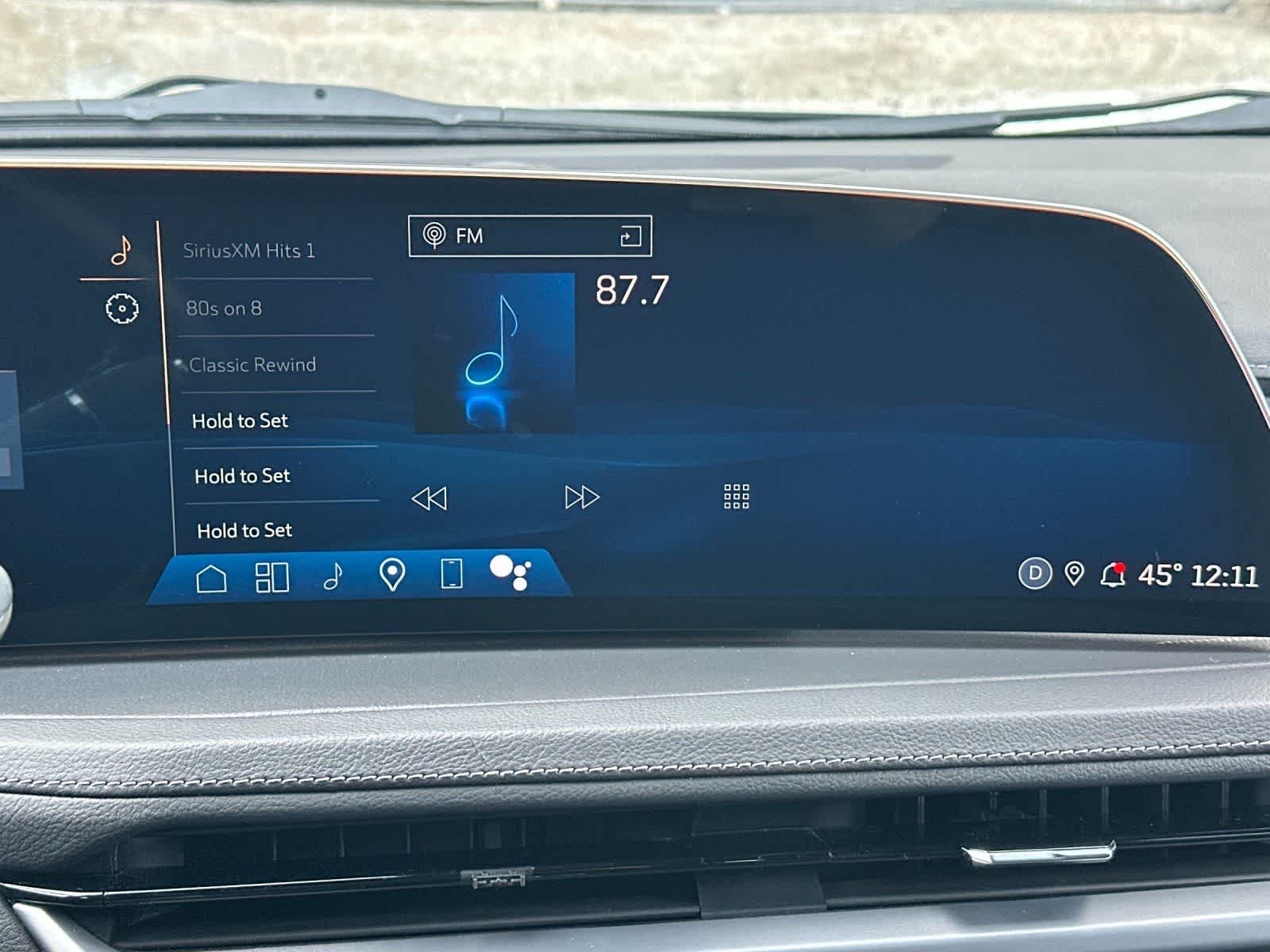 Thumbnail: 2025 Cadillac XT4 - 18