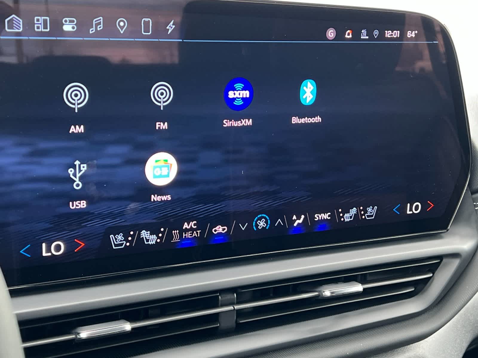 Thumbnail: 2026 Chevrolet Silverado EV - 17