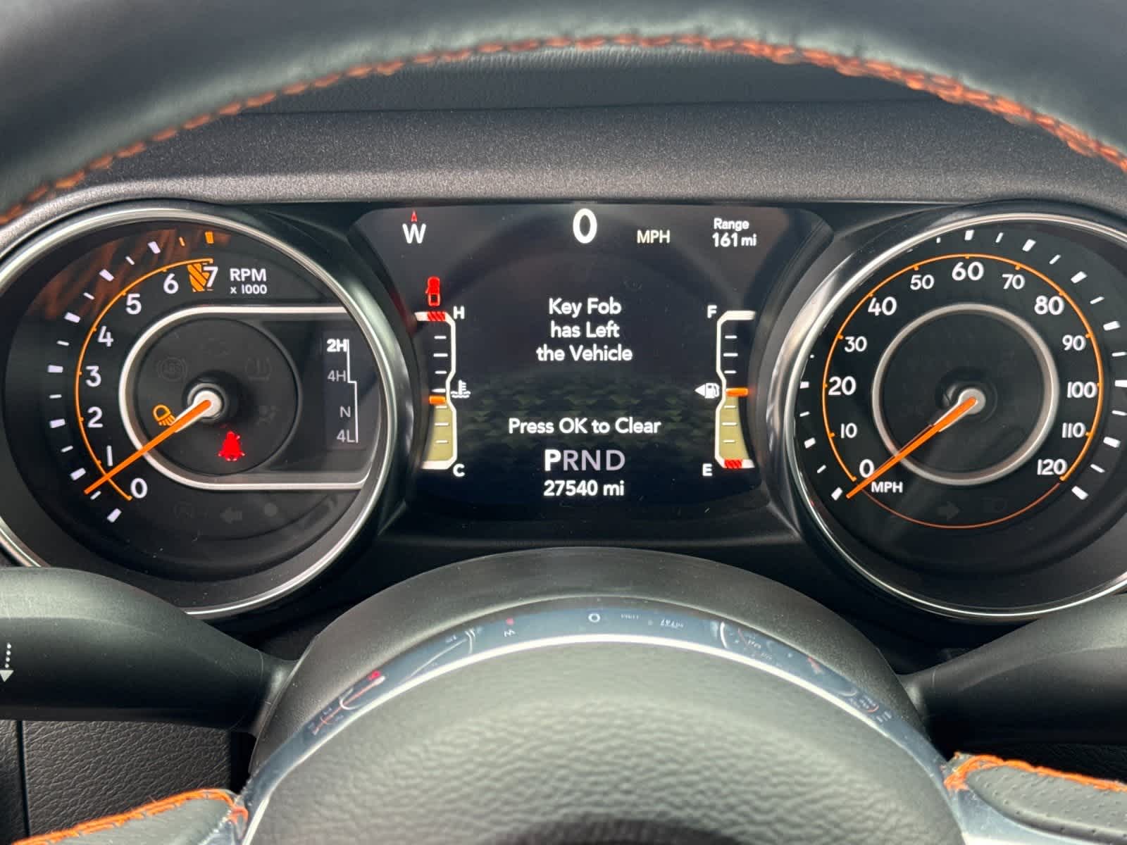 Thumbnail: 2023 Jeep Gladiator - 24