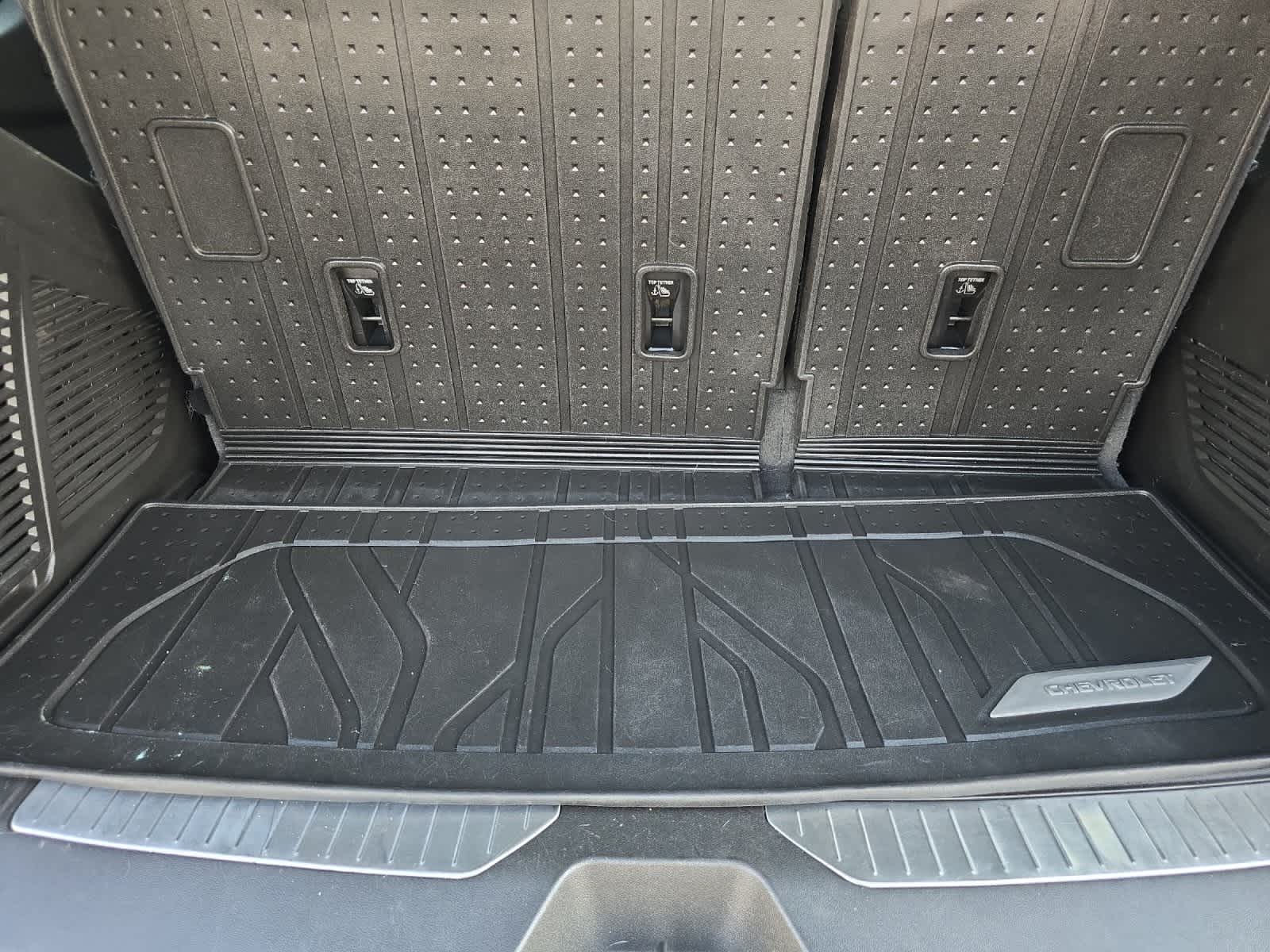 Thumbnail: 2022 Chevrolet Tahoe - 16