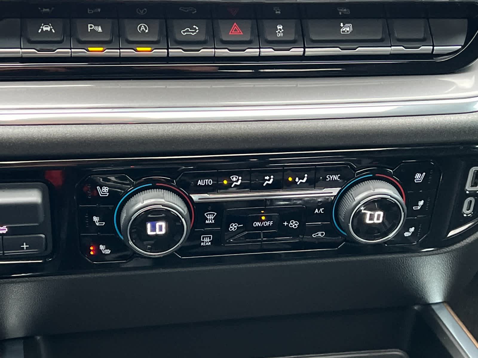 Thumbnail: 2024 Chevrolet Silverado 1500 - 19