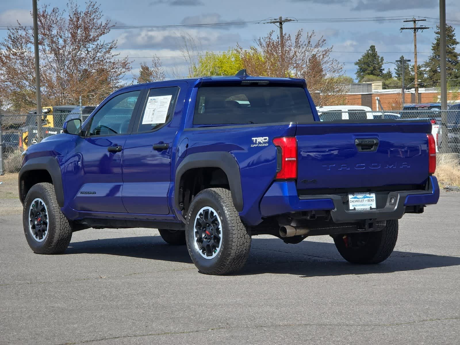 2024 Toyota Tacoma TRD Off-Road 6