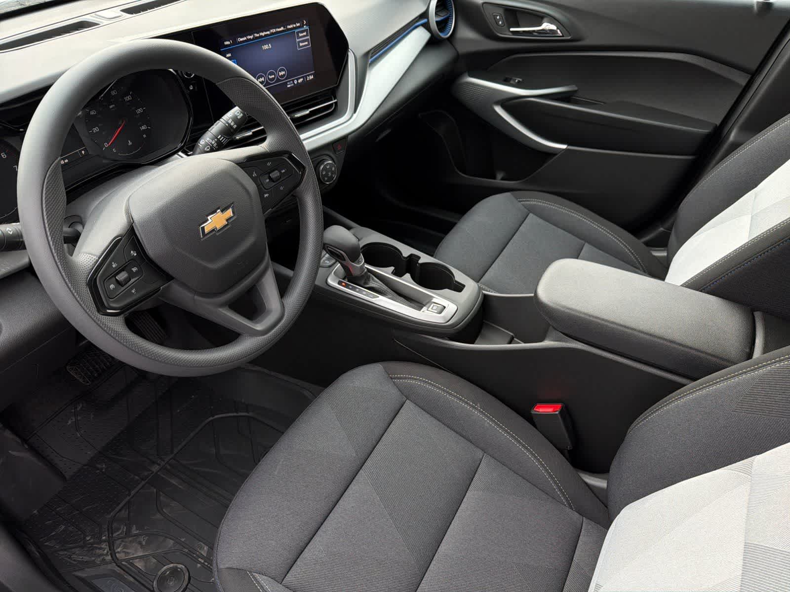 Thumbnail: 2026 Chevrolet Trax - 11