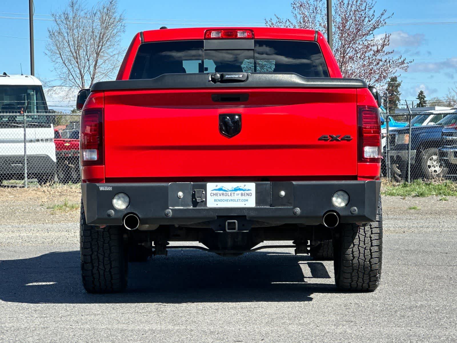 Thumbnail: 2020 RAM 1500 Classic - 7