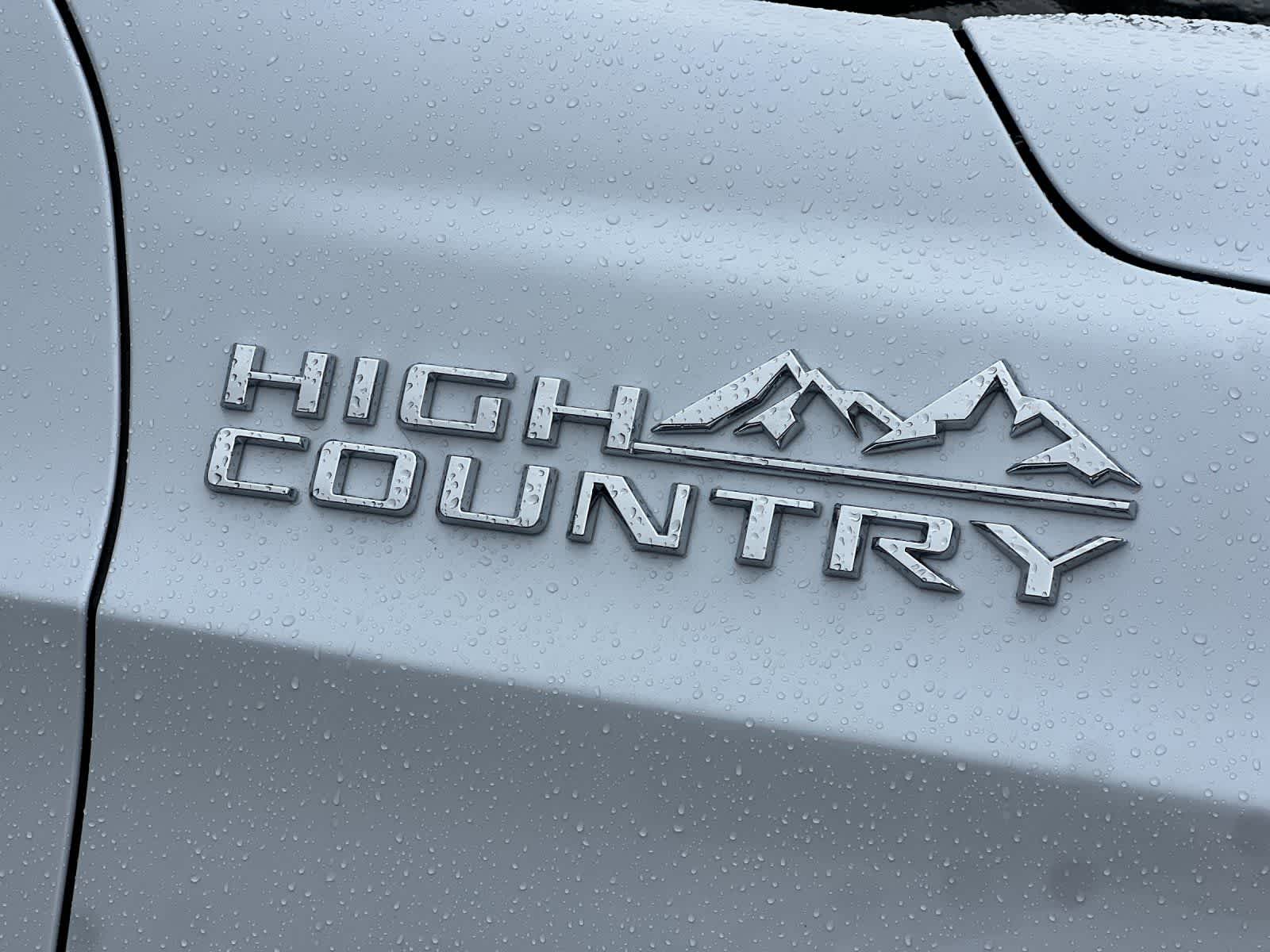 Thumbnail: 2026 Chevrolet Suburban - 26