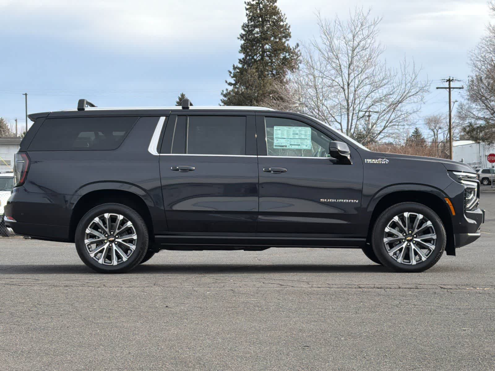 Thumbnail: 2026 Chevrolet Suburban - 8