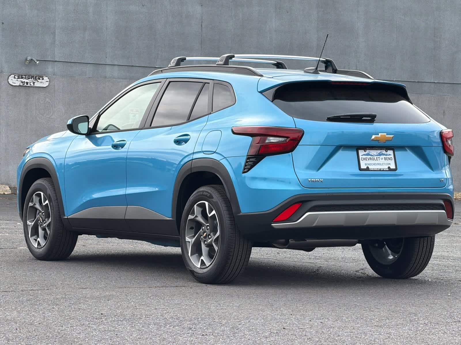 Thumbnail: 2026 Chevrolet Trax - 6
