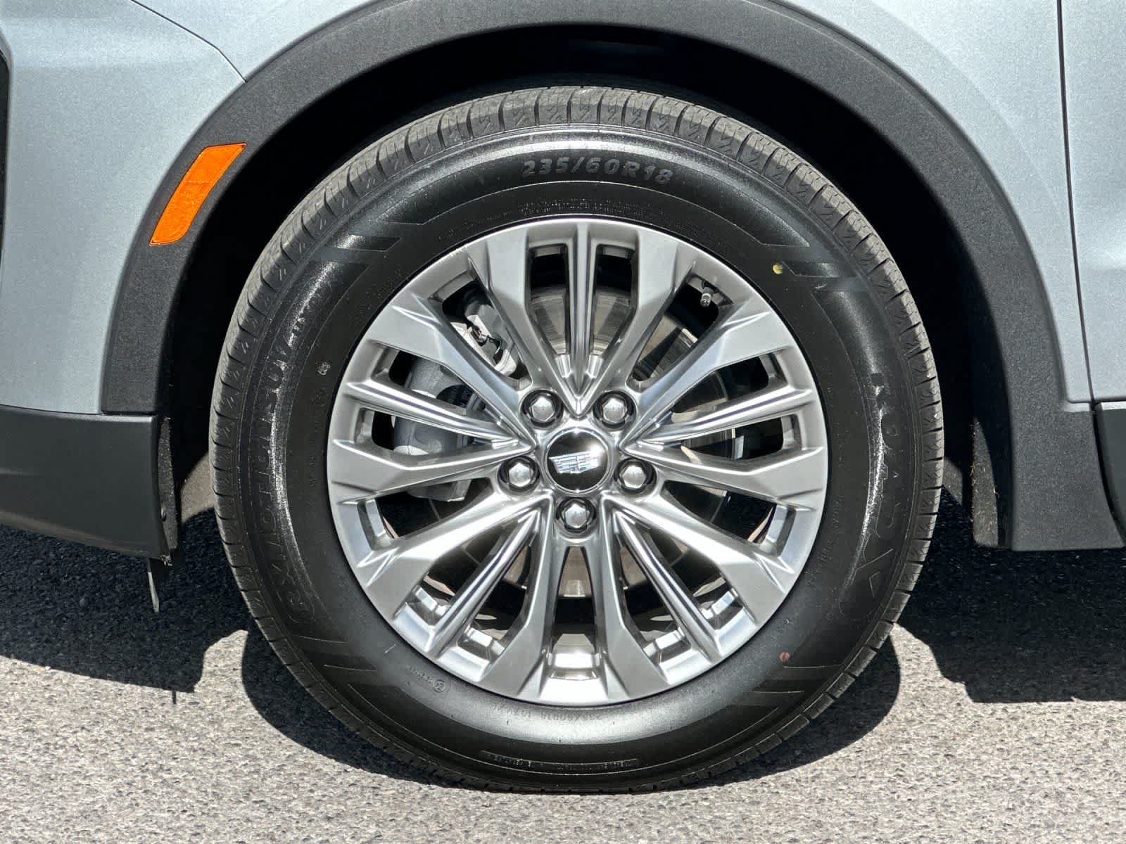 Thumbnail: 2025 Cadillac XT4 - 26