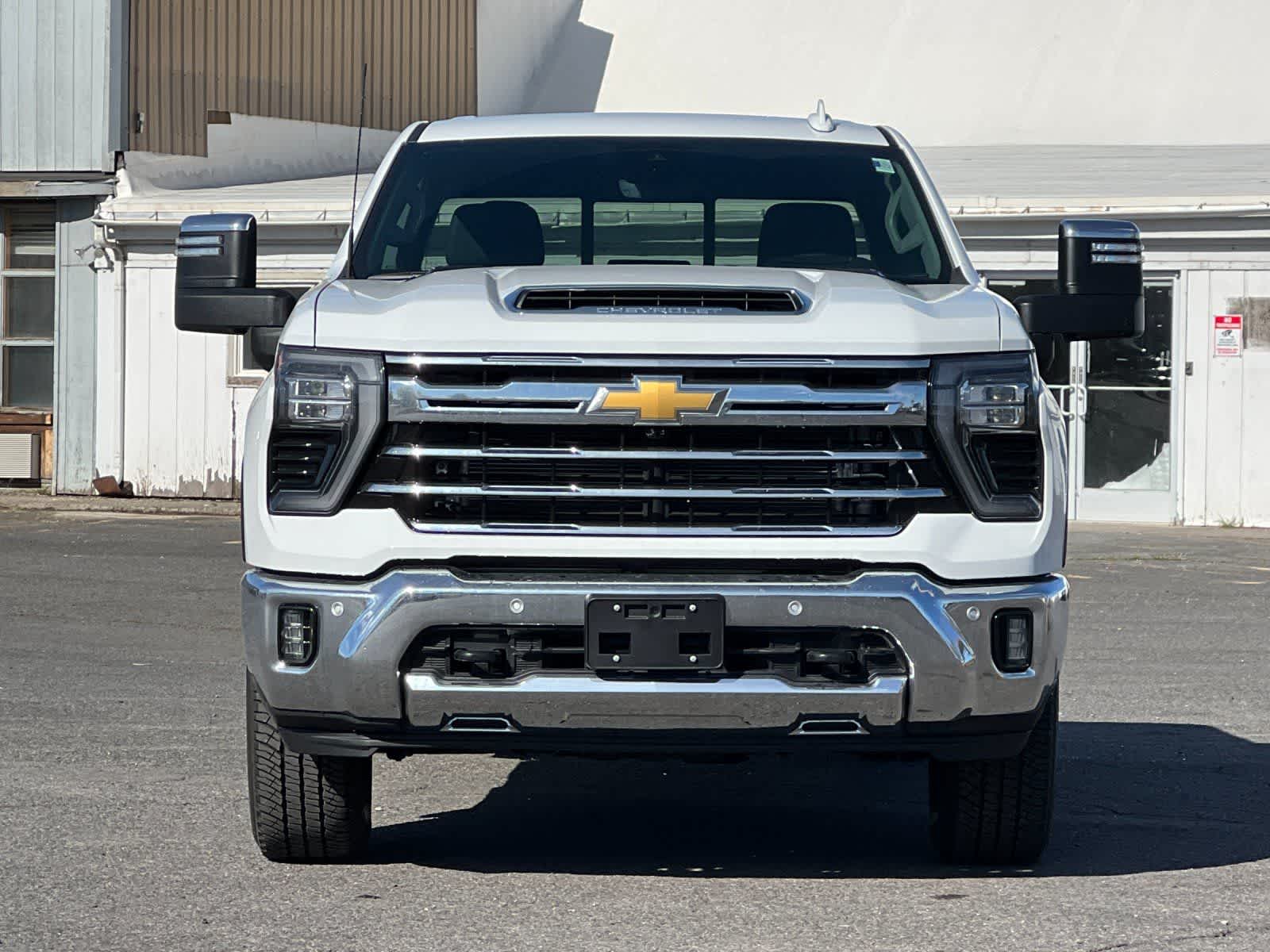 Thumbnail: 2026 Chevrolet Silverado 2500 - 9