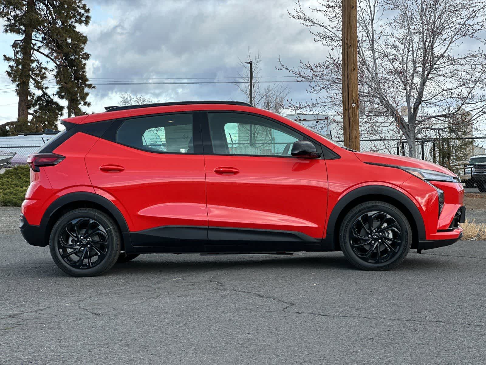 Thumbnail: 2027 Chevrolet Bolt EV - 8