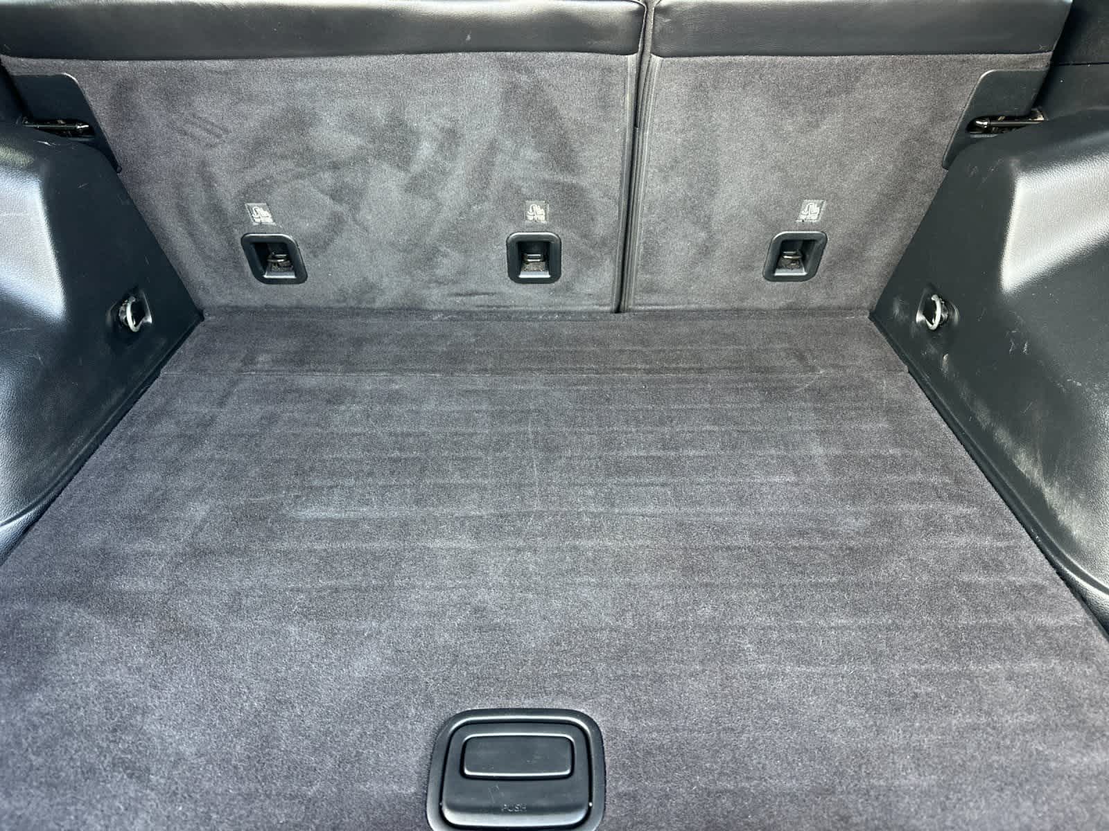 Thumbnail: 2020 Jeep Cherokee - 15