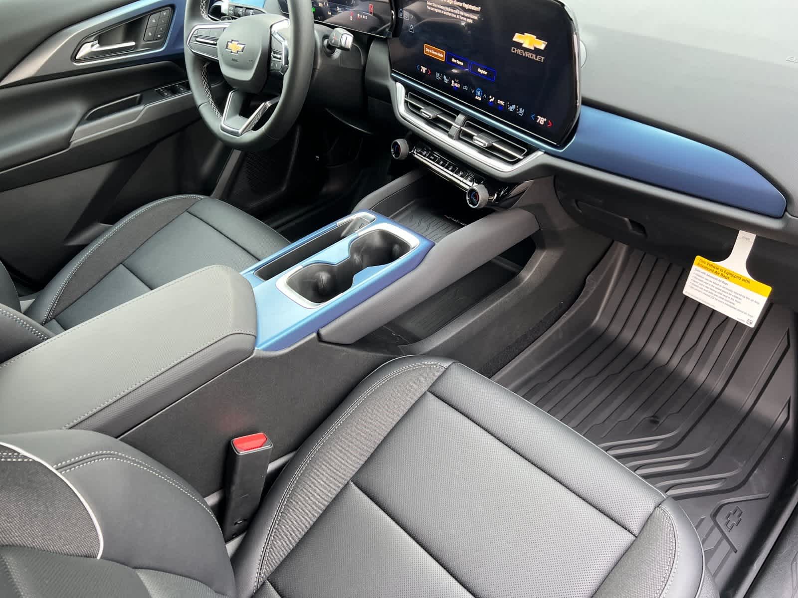 Thumbnail: 2026 Chevrolet Equinox - 15