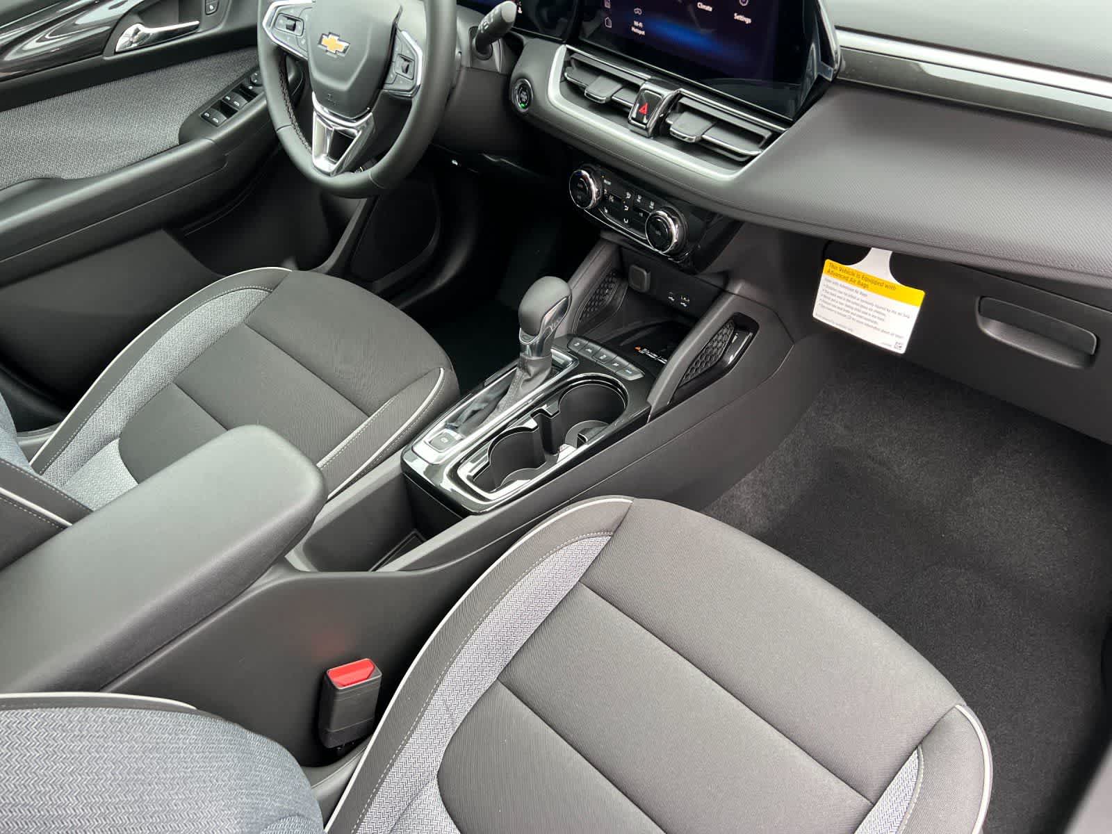 Thumbnail: 2026 Chevrolet TrailBlazer - 15